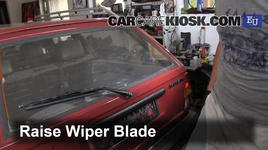 1985 Volkswagen Passat C Estate 1.6L 4 Cyl. Diesel Windshield Wiper Blade (Rear)